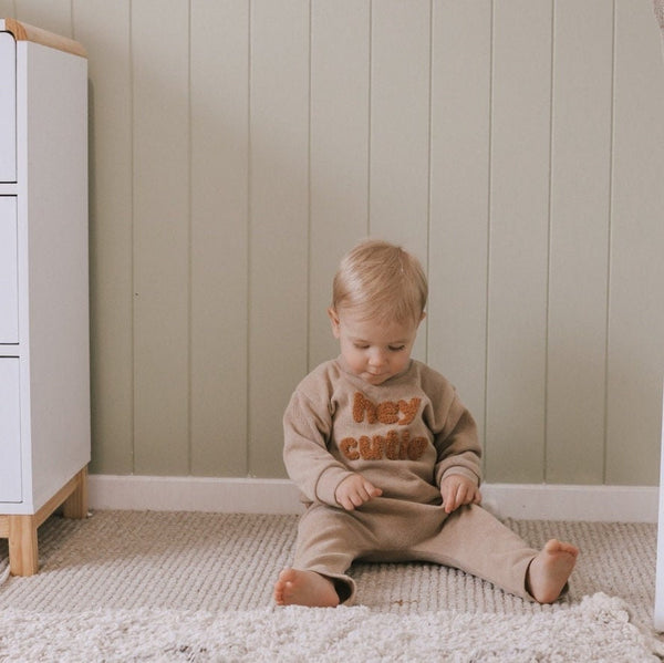 Why Choose Gender Neutral Baby Clothes for 0–3 Months?
